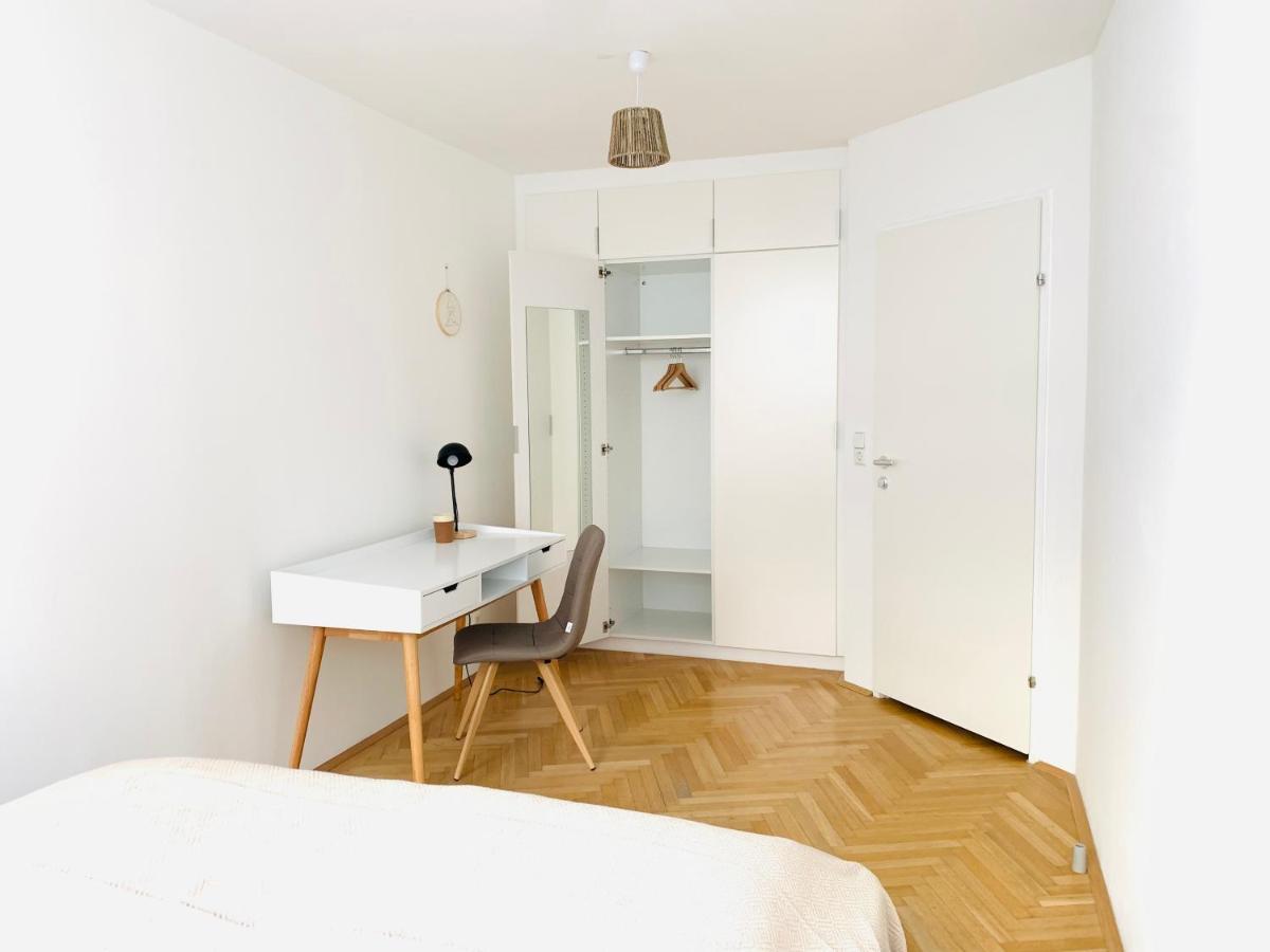 Ruhige Wohnung Im Gasometer Wien *Wifi*U3*Netflix* Exterior photo