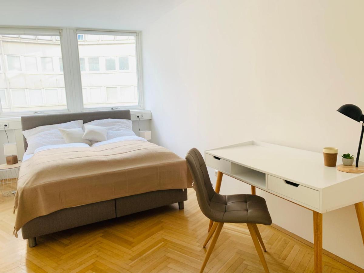 Ruhige Wohnung Im Gasometer Wien *Wifi*U3*Netflix* Exterior photo