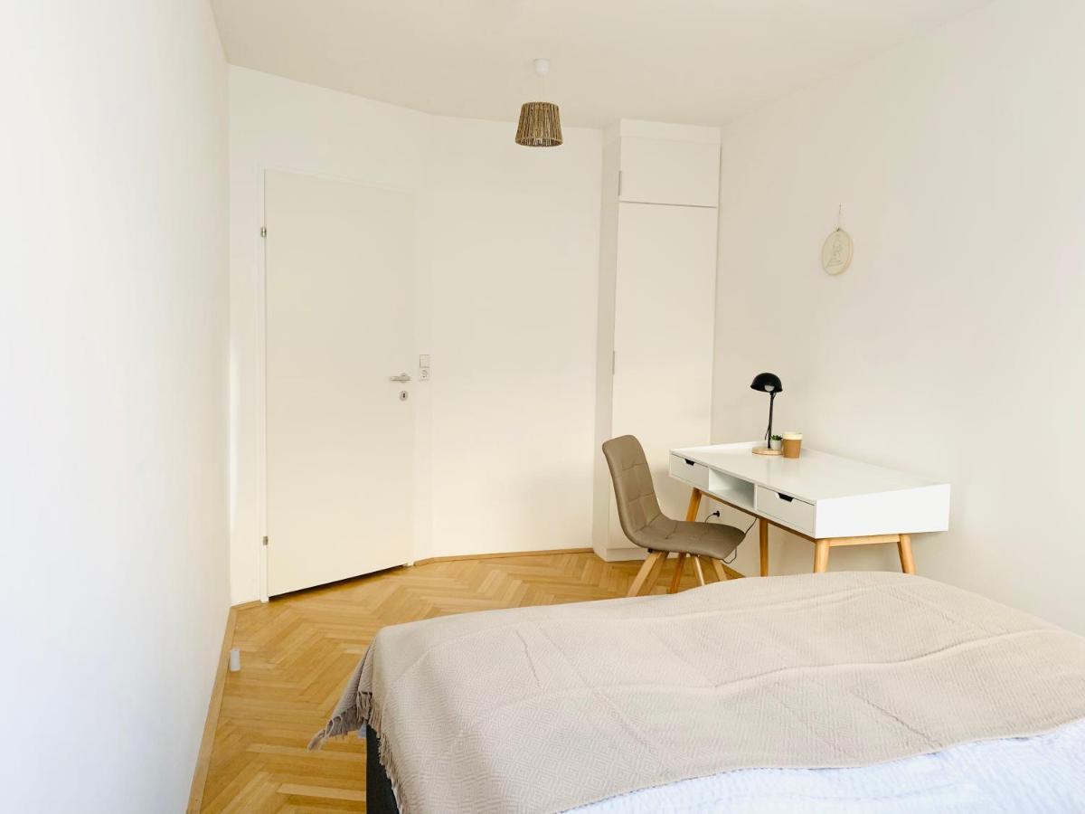 Ruhige Wohnung Im Gasometer Wien *Wifi*U3*Netflix* Exterior photo